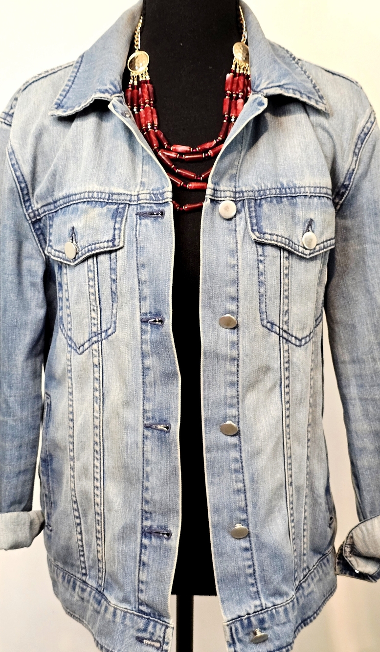 Oversized Denim Jacket Light Wash Button Front Classic Trucker Style Size S